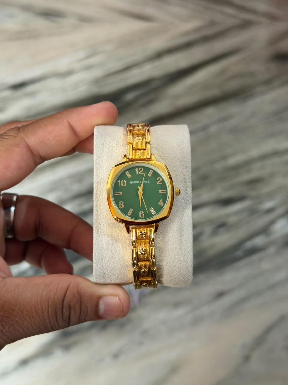 Classic Elegance Collection 02